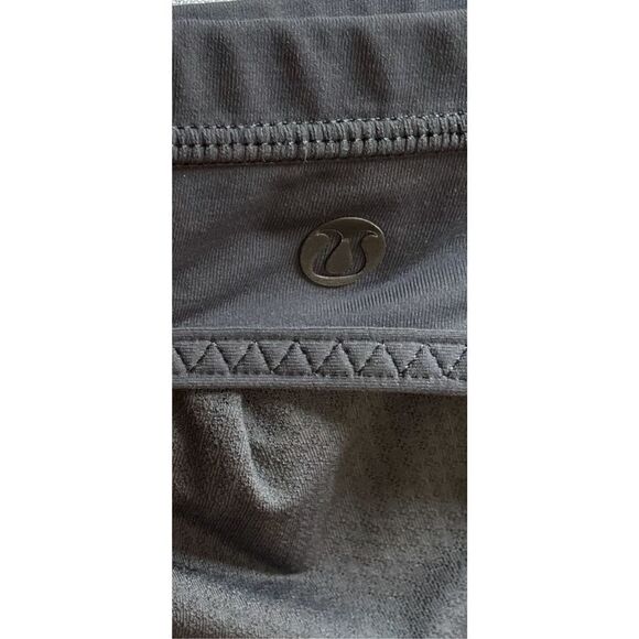 Lululemon Trainer Bra - Picture 6 of 10